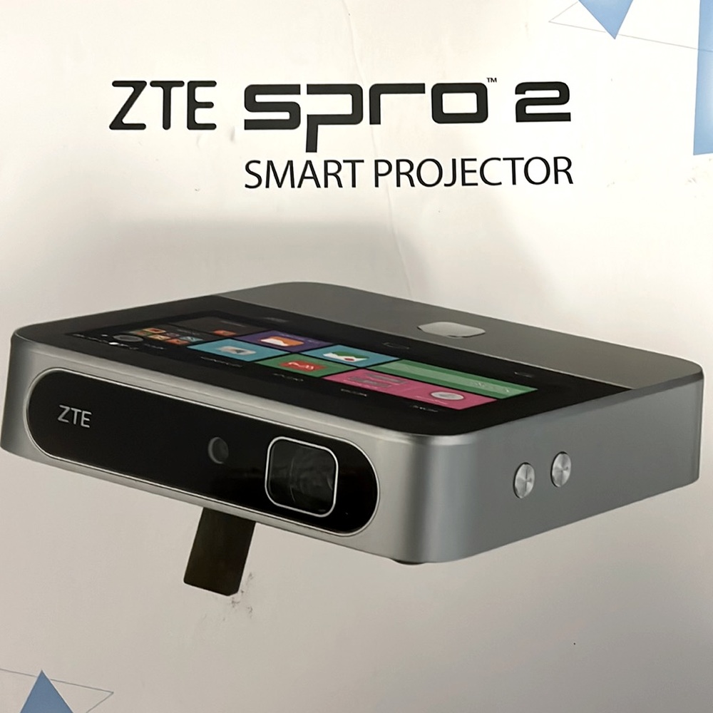 Zte mini projector
